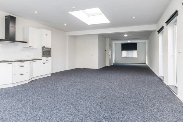 Foto - Te koop: Verrassend ruime geheel gemoderniseerde (2025-2026) halfvrijstaande woning uit 1936 nabij centrum Hoensbroek